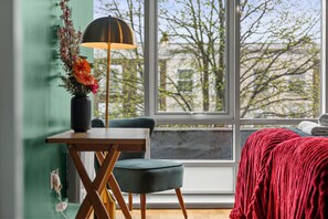 2 bedrooms, iron/ironing board, travel cot, WiFi