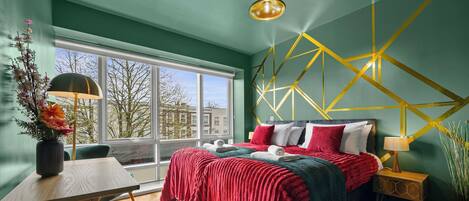 2 chambres, fer et planche à repasser, lit de bébé portatif, Wi-Fi