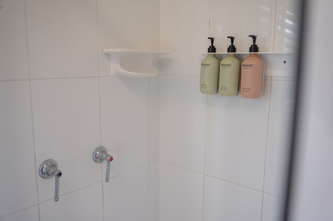 ヘアドライヤー、タオル