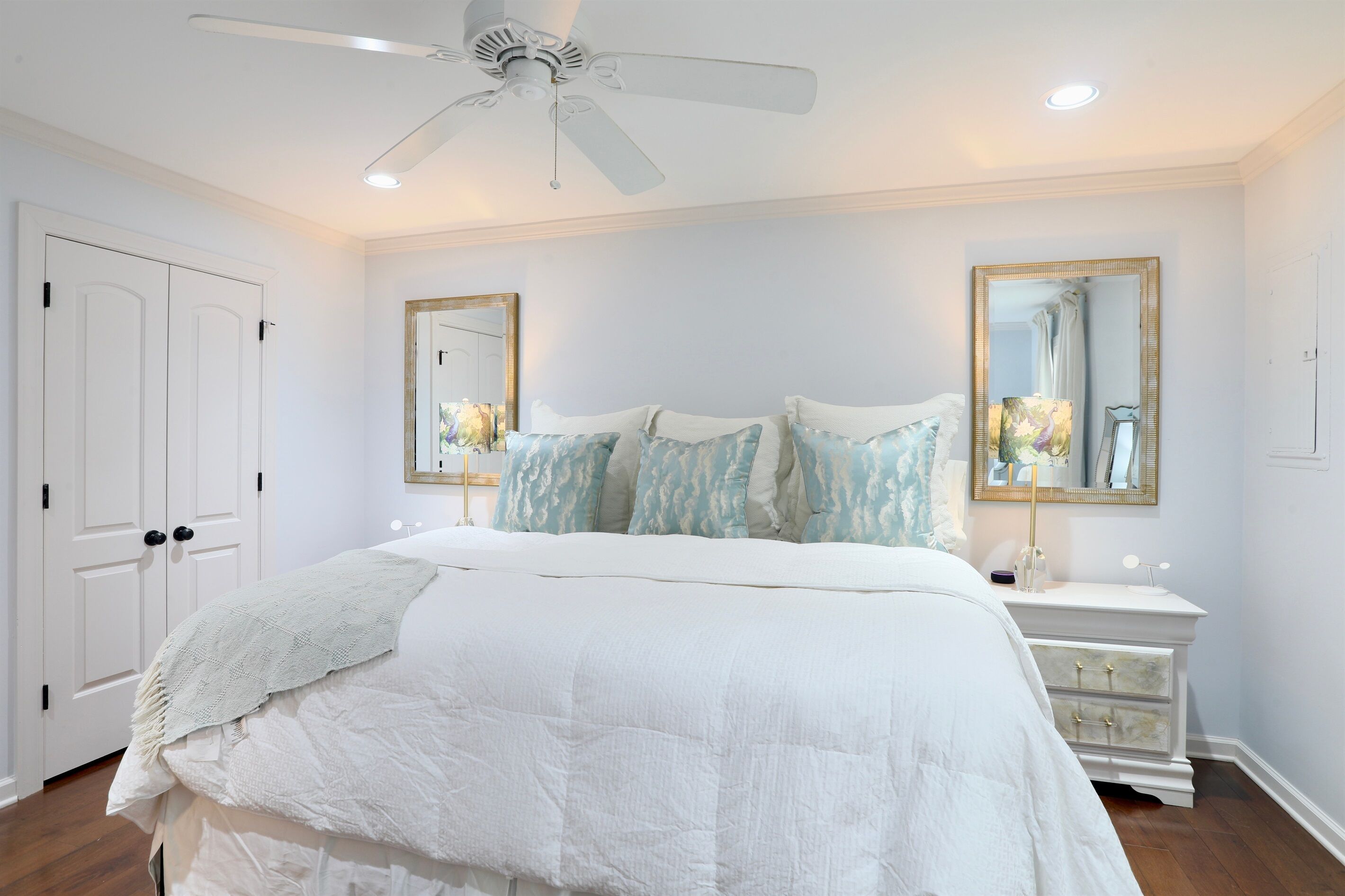 2 bedrooms, desk, iron/ironing board, free WiFi