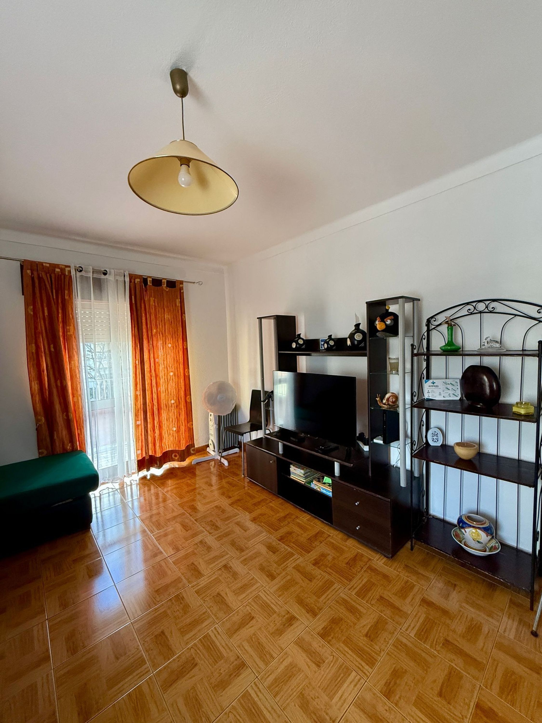 Huoneisto, tupakointi sallittu | 2 makuuhuonetta