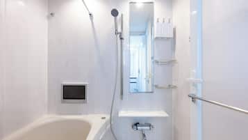 Baignoire et douche séparées, articles de toilette gratuits