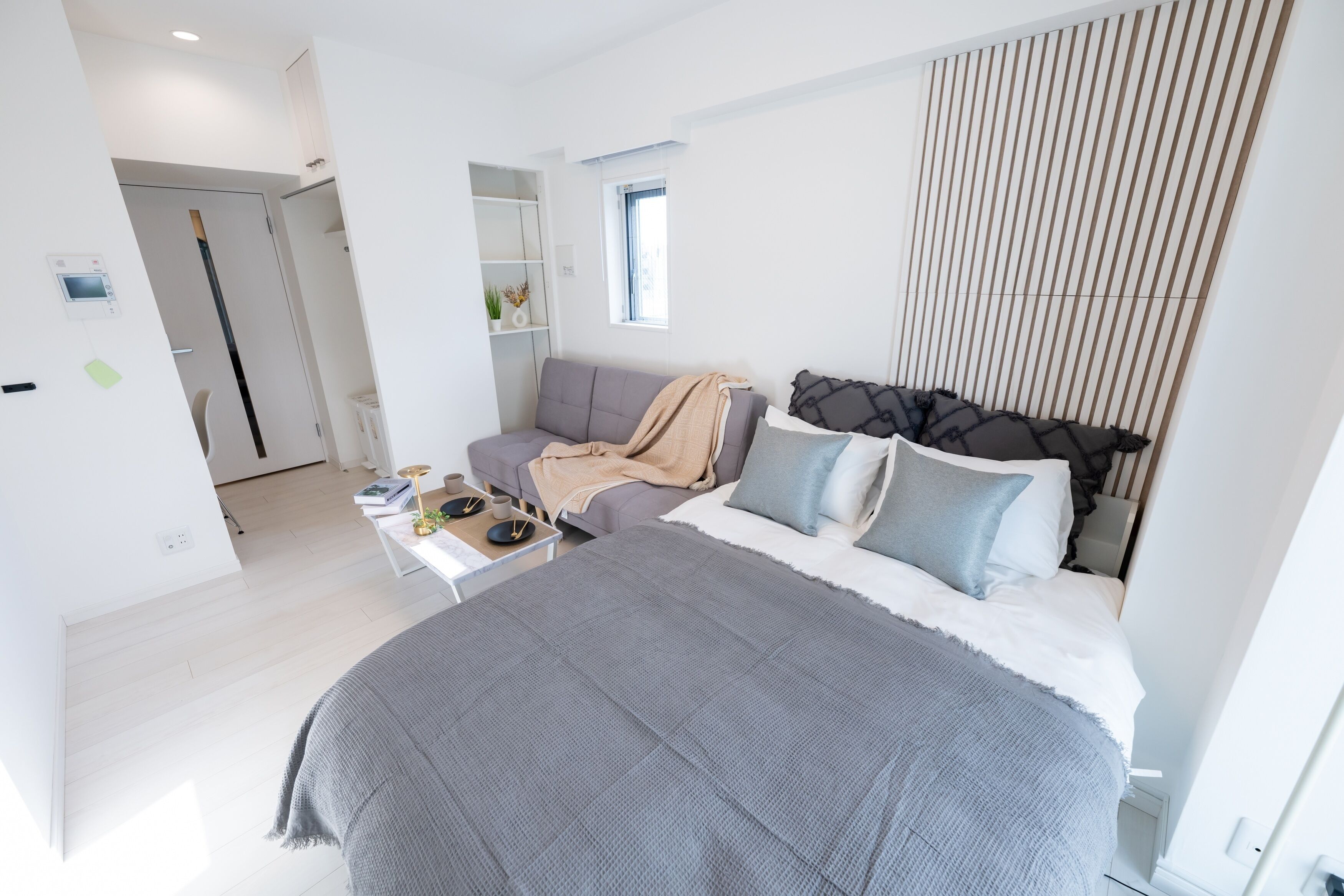 Basic Apartment | Desk, WiFi (free), individually decorated, individually furnished