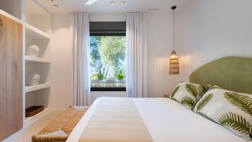 2 chambres, fer et planche Ă repasser, Wi-Fi gratuit, draps fournis