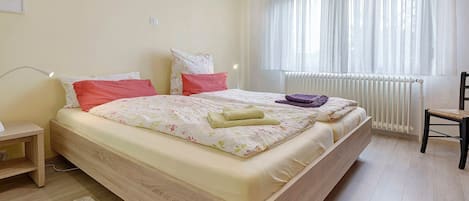 3 Schlafzimmer, Bügeleisen/Bügelbrett, kostenloses WLAN, Bettwäsche
