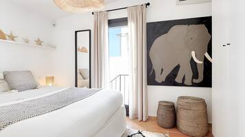 5 habitaciones, tabla de planchar con plancha y wifi gratis