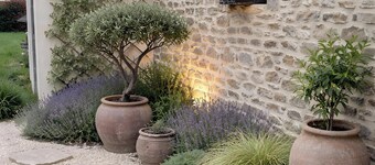 Villa with Heated Pool and Jacuzzi in a Peaceful Setting near Rennes