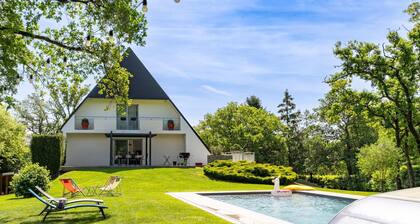 Kerwall - Chambres Familiales avec piscine partagée, terrasse privée et Wi-Fi