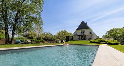 Pension 'Kerwall - Chambre Double' mit Gemeinschaftspool, privater Terrasse und Wi-Fi