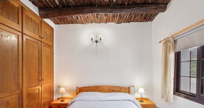 Holiday Home 'Montaña De Aguarijo' with Mountain View, Private Terrace and Wi-Fi
