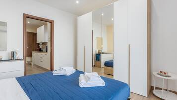 1 camera, Wi-Fi gratuito, lenzuola