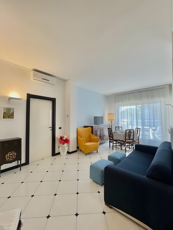 Appartement 'Gabriella' Avec Piscine Partagée, Wi-fi Et Climatisation - Sanremo