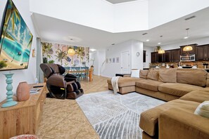 Smart-TV, Videospiele, DVD-Player, Tischfußball