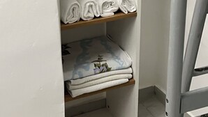 Family Studio, Private Bathroom | Capsule - Bed2Go Brescia (Turin)