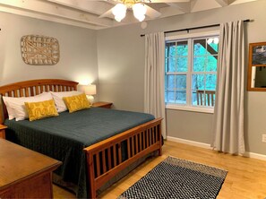 2 chambres, lit de bébé portatif, Wi-Fi, literie fournie