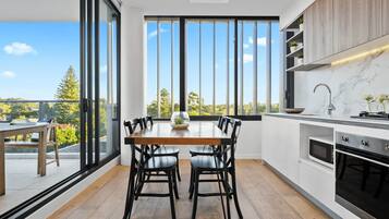 Microwave, stovetop, dishwasher