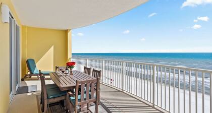 Beachfront Condo w/ Ocean Views + Pool Access + Beach Gear Emerald Isle 808 by Avantstay
