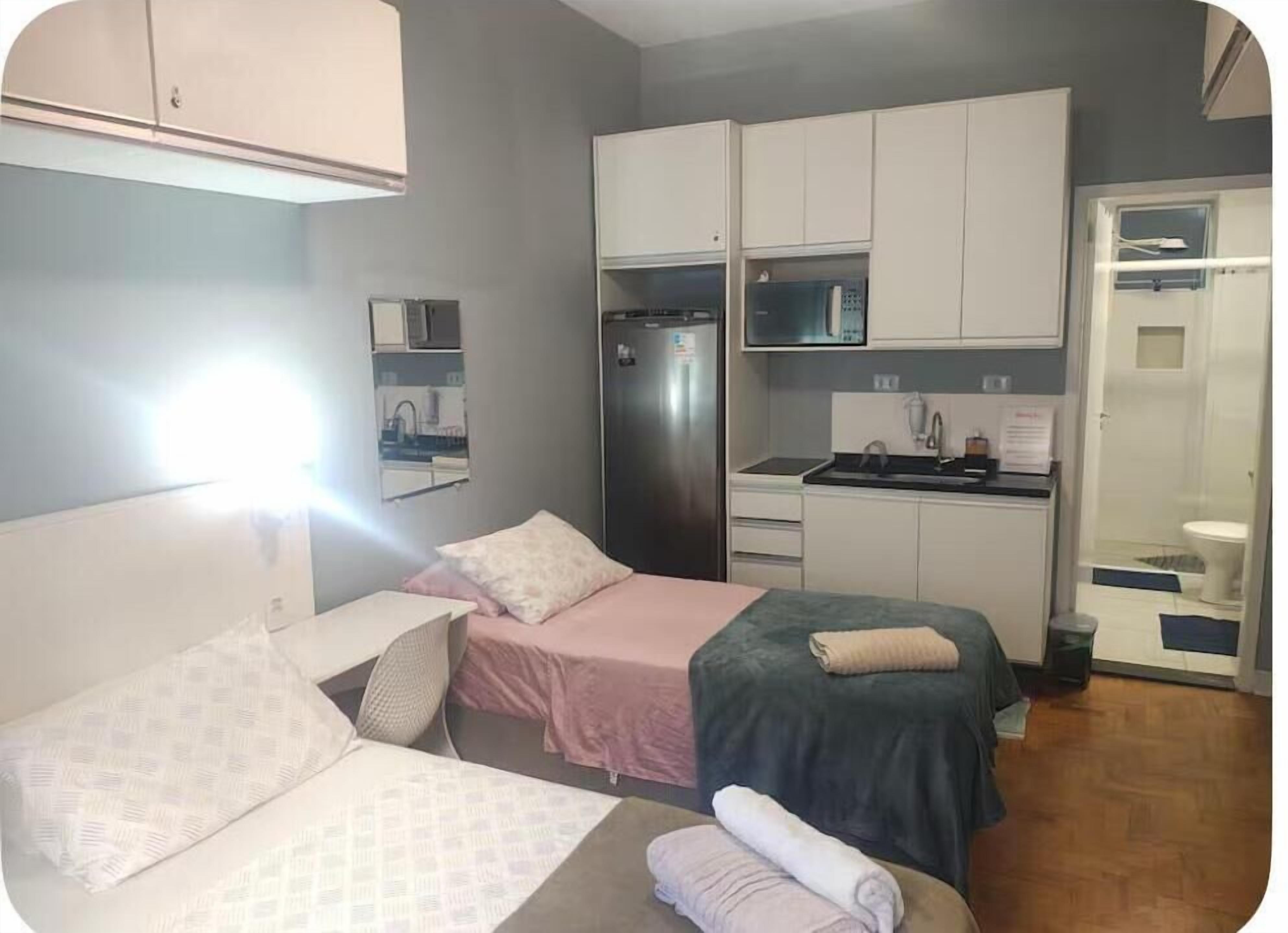 Exclusive Studio Suite, Multiple Beds, Non Smoking, Kitchen | Individually decorated, desk, laptop workspace, blackout drapes