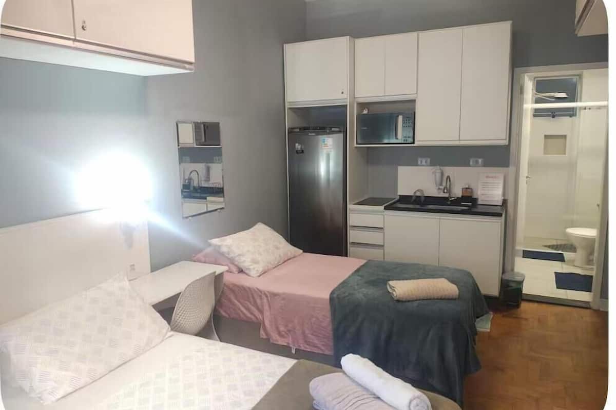 Exclusive Studio Suite, Multiple Beds, Non Smoking, Kitchen | 1 bedroom, individually decorated, desk, laptop workspace