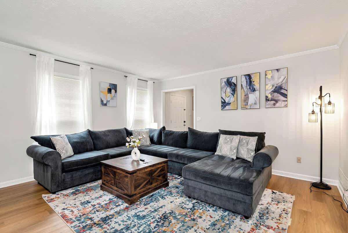 电视、壁炉、办公室