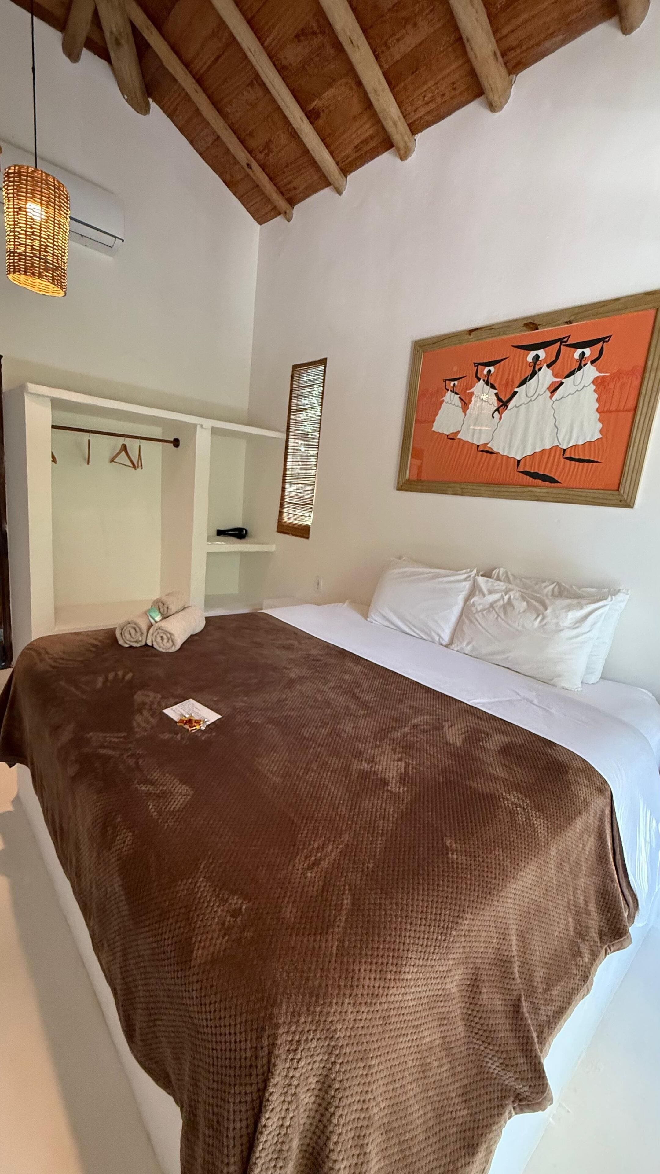 Quarto duplo superior, 1 cama King, varanda, vista para o vale | Roupas de cama premium, camas com colchões pillow-top, frigobar