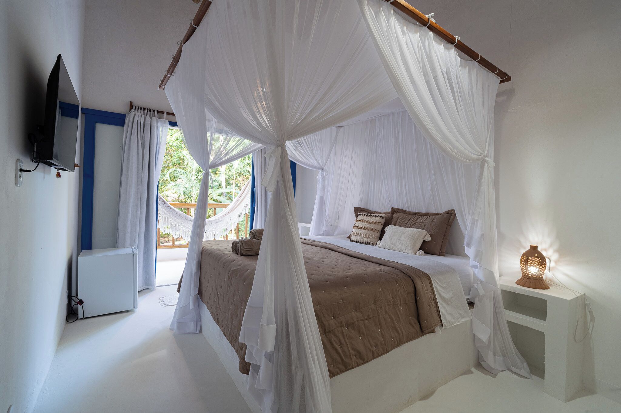 高级双床房, 1 张特大床, 露台 | 高档床上用品、加厚床垫、迷你吧、免费 WiFi