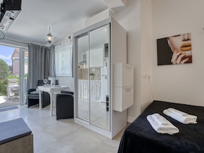 1 bedroom, internet