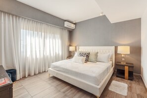 1 slaapkamer, een strijkplank/strijkijzer, gratis wifi, beddengoed