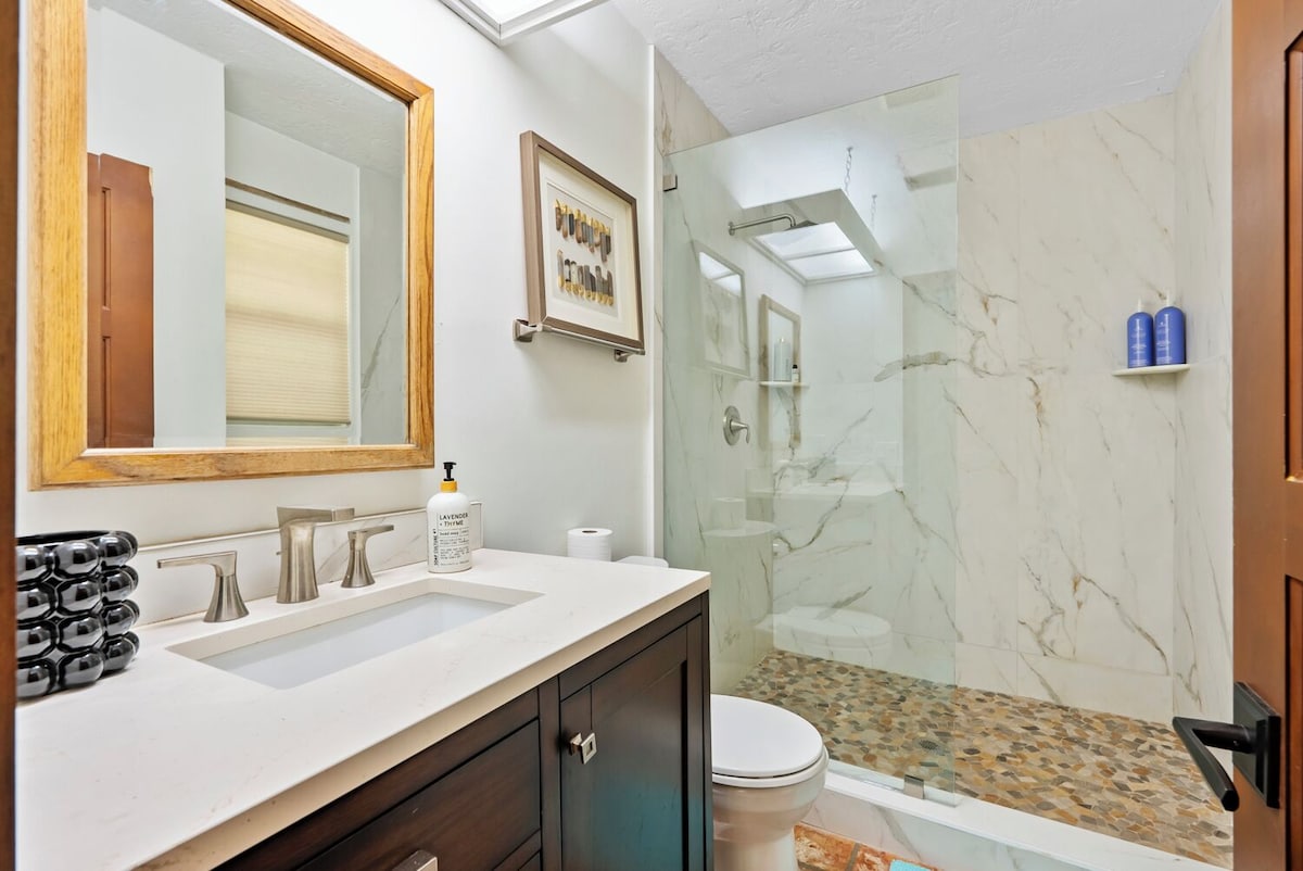 Photo 33 of VRBO vacation home in Naples FLORIDA at Aqualane Shores by Tomas Nagys REALTOR