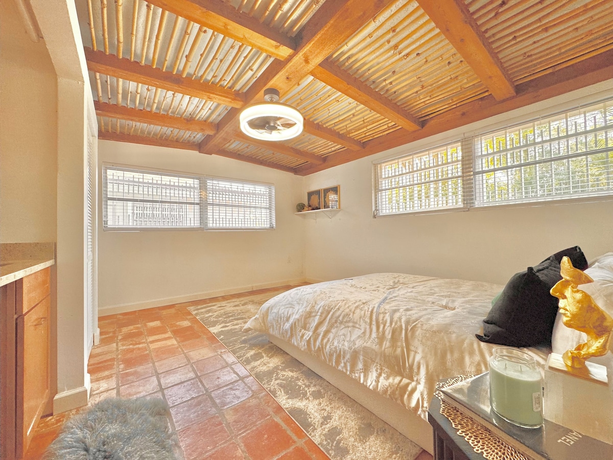 Photo 43 of VRBO vacation home in Naples FLORIDA at Aqualane Shores by Tomas Nagys REALTOR