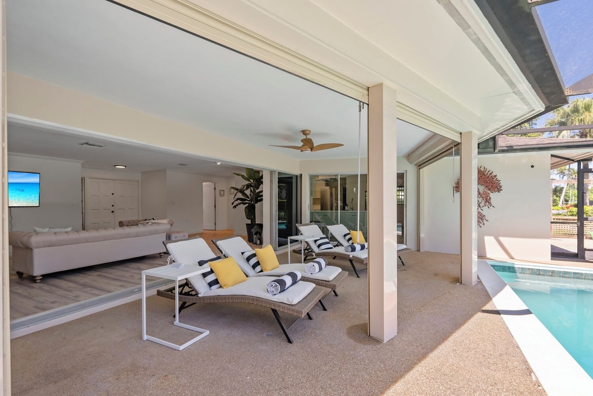 Photo 35 of VRBO vacation home in Naples FLORIDA at Aqualane Shores by Tomas Nagys REALTOR