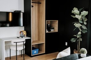 1 habitación, tabla de planchar con plancha, wifi y ropa de cama 