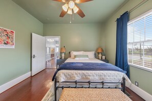 2 bedrooms, free WiFi, bed sheets