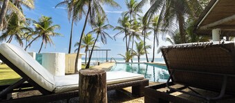 4-bedroom beachfront paradise in Palenque with AC, pool, walking trail and more!