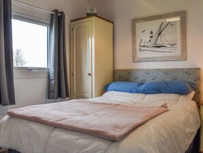 2 bedrooms, free WiFi, bed sheets - 2 bedroom accommodation in Bideford (Bideford)