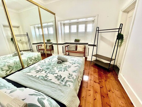 Lovely room in a shared home right next to the beach with lots of fun activities