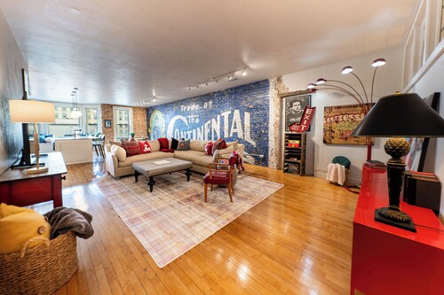 The 1913 - newly renovated historic downtown loft