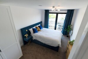 Apartment, 2 Schlafzimmer, barrierefrei, Balkon | 3 Schlafzimmer