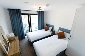 Apartment, 2 Bedrooms, Accessible, Balcony | 3 bedrooms - Luxe I Penthouse I Balcony I City Views I Parking I Liverpool City Center I (Liverpool)