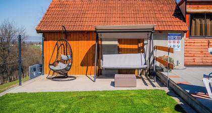 Timber Cottage With Pool, Zasadbreg, Croatia