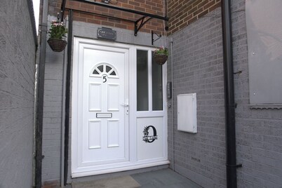 Charming Oxford Apartment in Telford - Flat 1