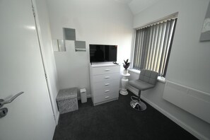 Interior - Telford - Apartment - Sleeps 5 - Flat 4 (Telford)