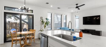 Stunning 3BR Desirable Austin Location