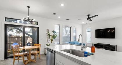 Stunning 3BR Desirable Austin Location