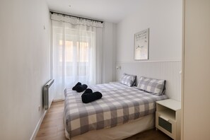 3 makuuhuonetta, vauvan matkasänky, ilmainen Wi-Fi