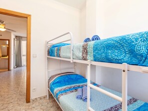 2 bedrooms, Internet