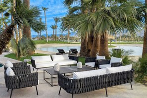 Villa (Multiple Bedrooms) | Intérieur