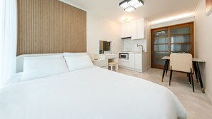 Basic Room, 1 Bedroom (205(Renovated in 2024)) | 1 bedroom, free WiFi - Chuncheon Leisure Stay Pension (Chuncheon)