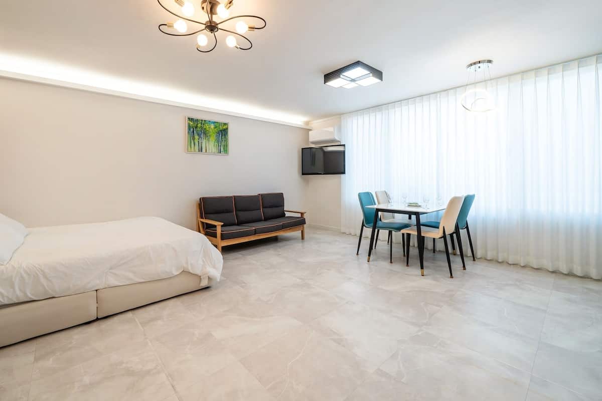 Basic Room, 1 Bedroom (101 (Mountain View)) | Exterior