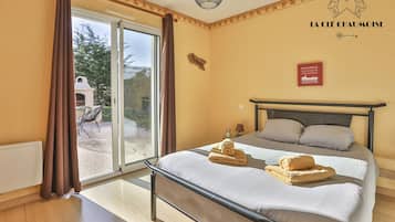 3 Schlafzimmer, BĂŒgeleisen/BĂŒgelbrett, kostenloses WLAN, BettwĂ€sche